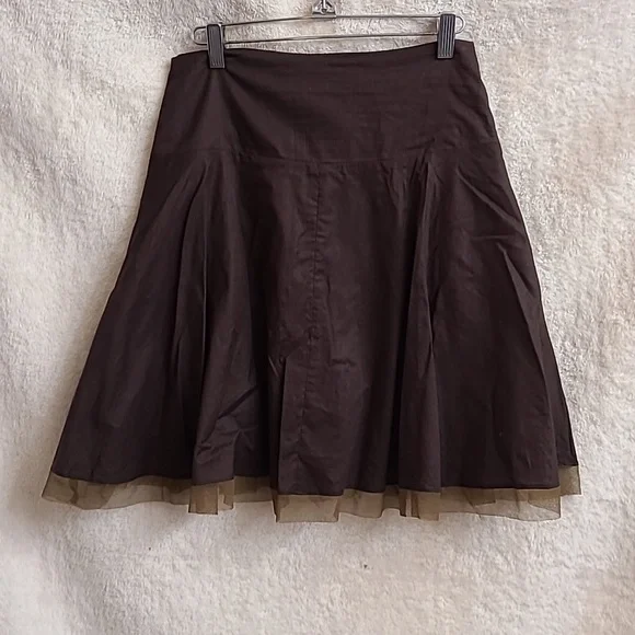 Brown flirty skirt - Picture 3 of 3